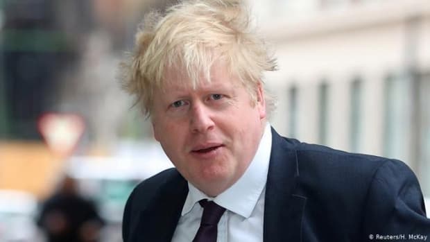 Britaniyaning yangi bosh vaziri: yevroskeptik, rusparast, xotinboz. U O‘zbekistonda bo‘lgan