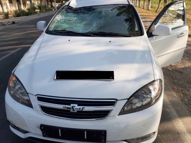 Мижознинг Lacetti’сини ҳайдаган «мойка»чи велосипед минган ўсмирни уриб юборди