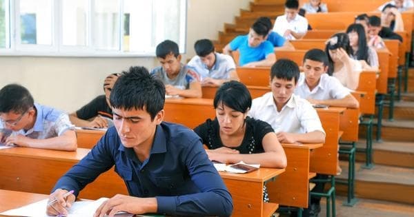 Тўлов-контракт нархлари «чақмоқда». Уни тушириш мумкинми?