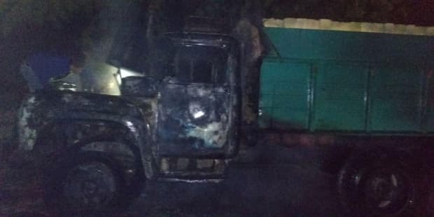 «ZIL-130»dagi yong‘in oqibatida uch kishi kuyish jarohati oldi