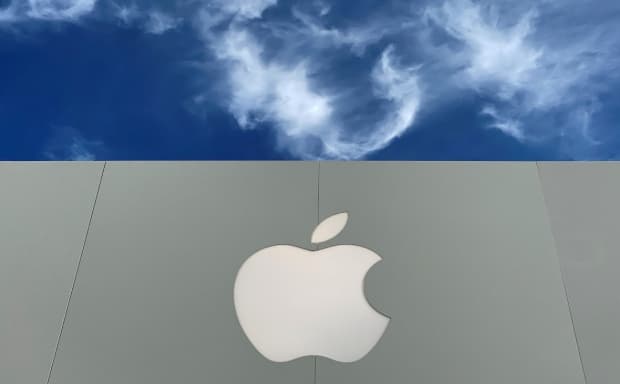 Apple акциялари янги рекорд ўрнатди