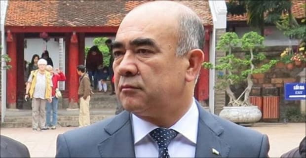 Қашқадарё вилояти ҳокими қанча маош олишини айтди (видео)