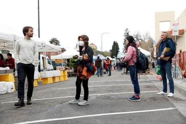 Москвада корхона ва муассасалар ходимларига 1,5 метрлик ижтимоий масофа сақлаш талаби қўйилди