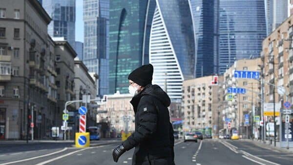 Пандемия сабаб хавф остида қолган касблар маълум қилинди