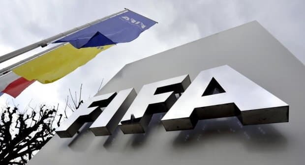 ФИФА раҳбарлари Россия ва Қатардан қанча пора олгани очиқланди
