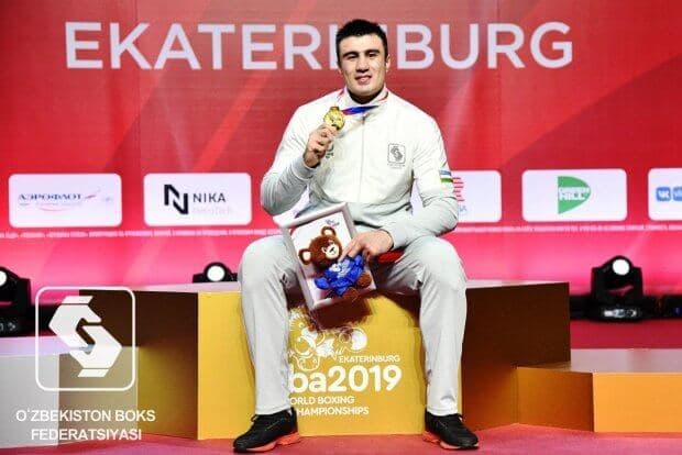 Жаҳон чемпиони уй шароитида қандай шуғулланмоқда ёхуд унинг ёшларимизга тавсиялари...