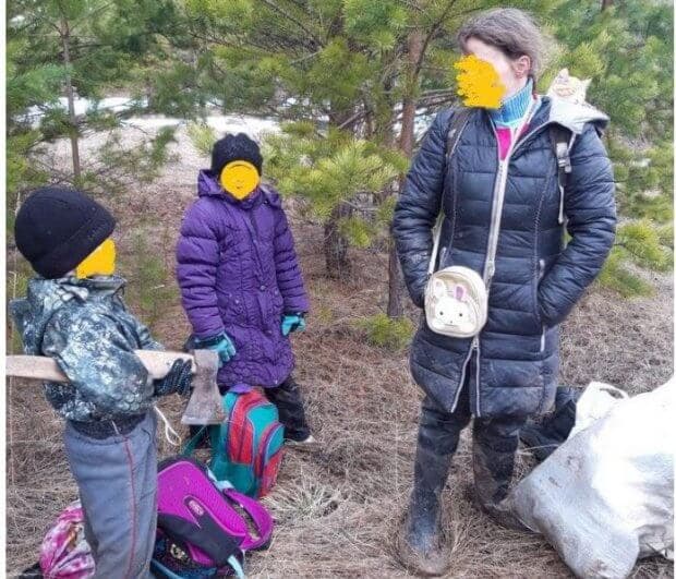 Уралда уч болали оила коронавирусдан ҳимояланиш учун ўрмонга кўчиб кетди