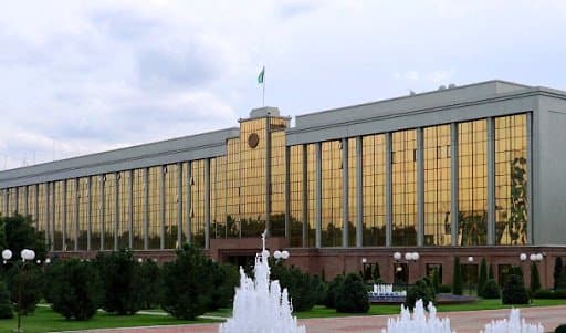 Коронавирус бўйича махсус комиссиянинг қарорлари нега тўлиқ эълон қилинмаётганига изоҳ берилди