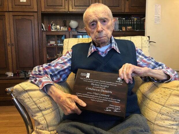 Дунёдаги энг кекса одам узоқ умр кўриш сирини айтди