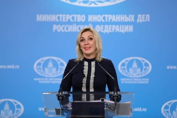 Zaxarova yana katta sahnada! O‘zbekiston ichki ishiga aralashgan diplomat xonim bu gal Ruminiyaga aql o‘rgatdi