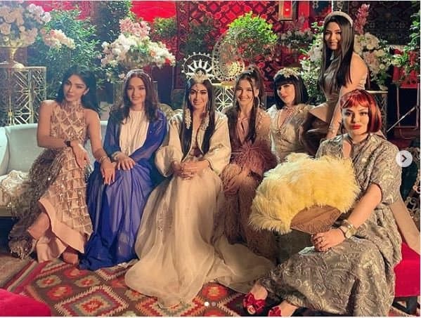 Shou biznes yulduzlarining Instagram’dagi sahifalariga nazar (foto, video)