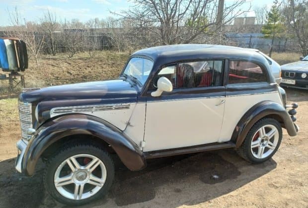 Orenburgda Opel Kadett kabi ko‘rinishga ega ikki eshikli «Moskvich-401» yaratildi
