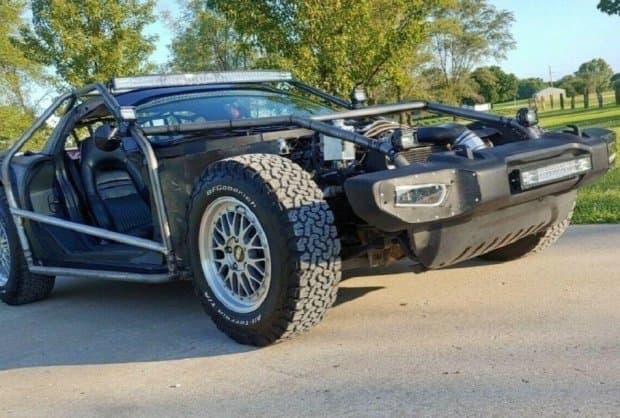 АҚШда «Телба Макс» услубида яратилган Chevrolet Corvette 6600 доллар баҳосида сотувга қўйилди