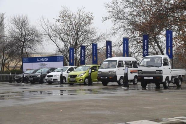 UzAuto Motors 562 mlrd so‘mlik daromaddan quruq qolganida jamoatchilikni aybdor qildi