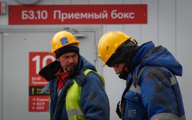 Россия қурилиш ишларига меҳнат мигрантларини жалб қилишни соддалаштирилади
