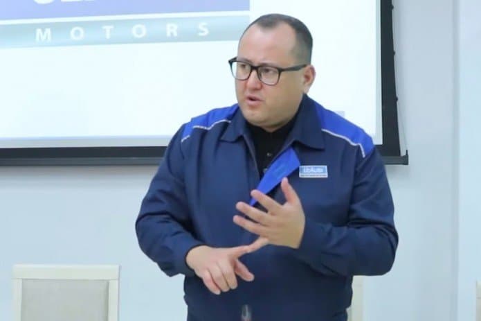 Рустам Ражабов UzAuto Motors’нинг тўлақонли раҳбари этиб тайинланди