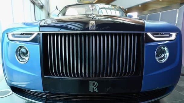 Rolls-Royce kompaniyasi uch nusxada yaratilgan avtomobilini taqdim etdi