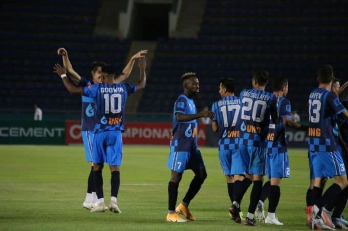 Superliga. "Mash’al" afrikalik futbolchilarning gollari evaziga "Surxon"ni mag‘lub etdi