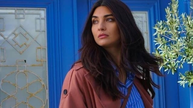 Turk aktrisasi Tuba Buyukustun koronavirus sabab kasalxonaga yotqizildi