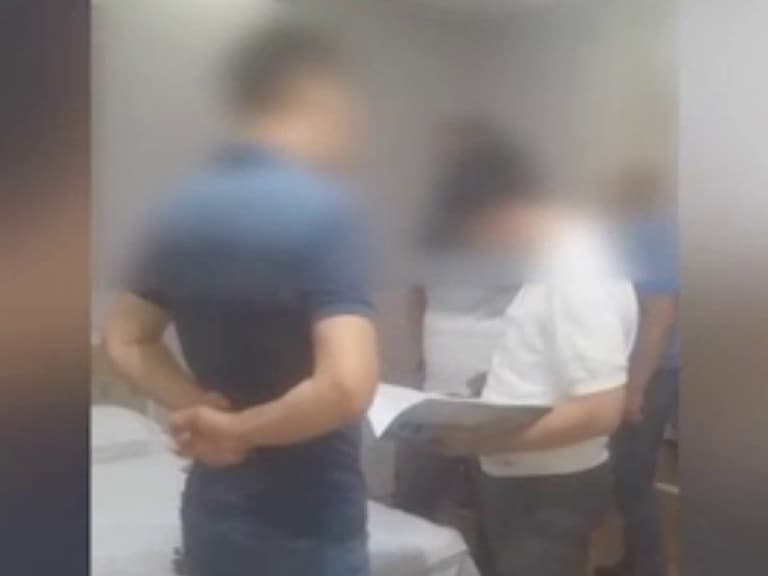 70000$ evaziga 19 yilga qamalgan mahkumni qamoqdan chiqarib bermoqchi bo‘lgan shaxs ushlandi