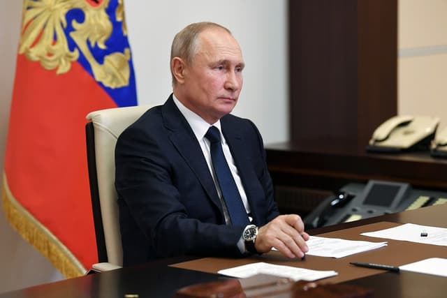Биринчи синф ўқувчиси Путинга жиддий муаммо сабаб видеомурожаат йўллади