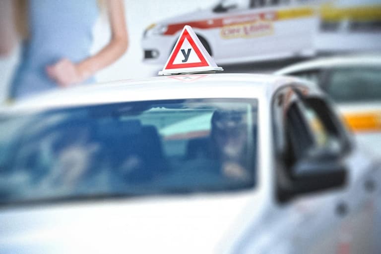 Rossiyada «prava» uchun o‘zi imtihon olishga qodir dunyodagi birinchi mashina ixtiro qilindi