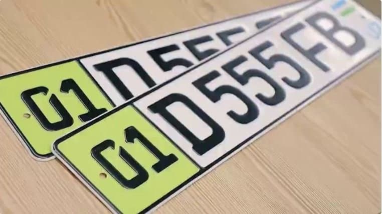 Elektromobillarga alohida davlat raqami beriladi