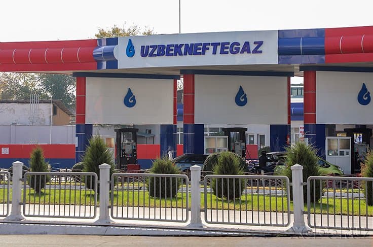 Birjada AI-80 markali avtomobil benzini 15 foizga arzonlashdi