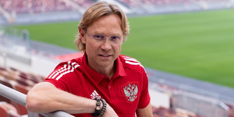 Валерий Карпин: Россия ва Ўзбекистон савия жиҳатдан тенгдир