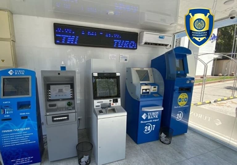 Toshkentda bankomatni «tozalab» kelgan bank xodimlari ushlandi