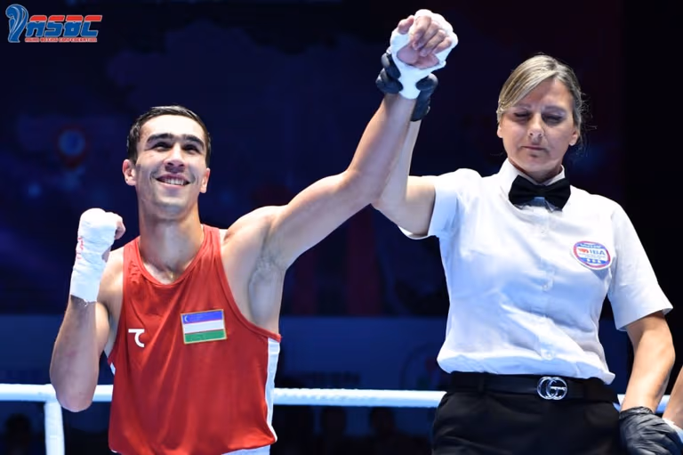 Бокс. Абдумалик Ҳалоков Қозоғистон вакилини мағлуб этиб, Осиё чемпионига айланди (видео)