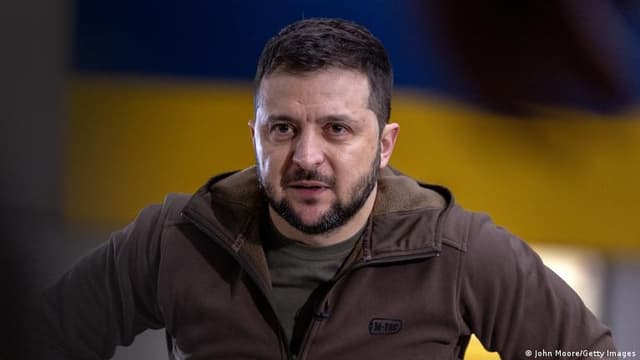 Zelenskiy: “Ukraina uchun Baxmutni himoya qilish muhim, ammo har qanday qurbonlik evaziga emas”