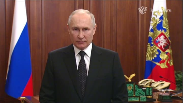 «Бу орқадан урилган зарба, хиёнат» – Путиннинг «Вагнер» исёнига муносабати (видео)