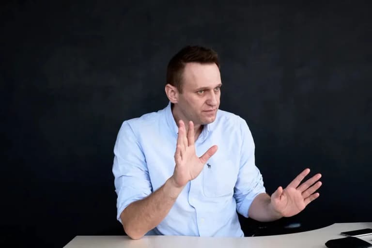 Навалний Путин ҳокимиятга келишида Елцинни айблади