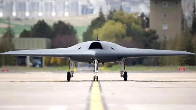 Туркиянинг Аnkа-3 жанговар дрони илк парвозни амалга оширди (видео)