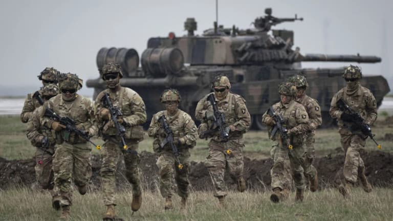NATO Ukrainaga qo‘shin yuborish masalasiga nuqta qo‘ydi