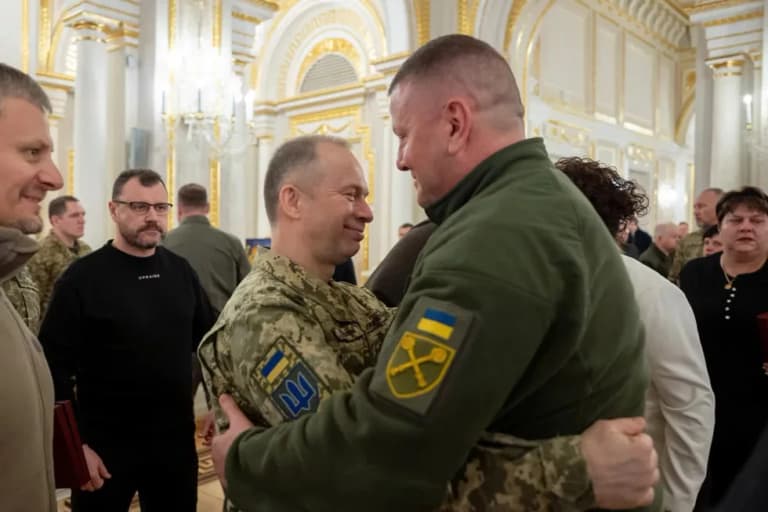 «Omma suyuklisi» o‘rniga «qassob»: Ukrainada bosh qo‘mondon nega almashtirildi va oqibatlar qanday bo‘ladi?