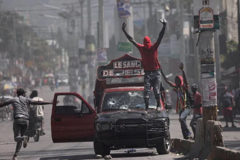 Gaitida banditlar 4 ming mahbusni qamoqdan chiqarib yubordi