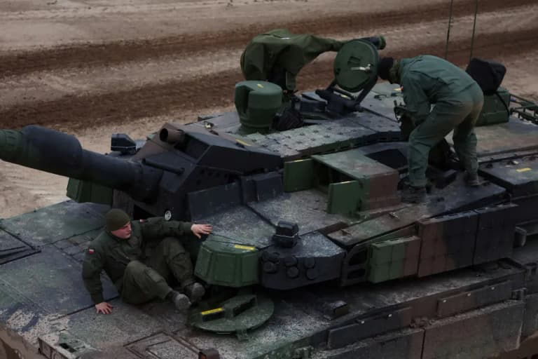 Ukrainadagi urush Koreya davlatlarini yirik qurol sotuvchilarga aylantirdi