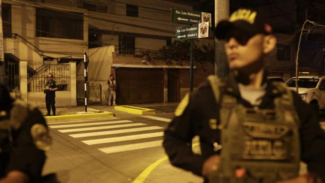 Peru prezidenti qarorgohida politsiya nega tintuv o‘tkazdi?