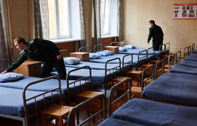 Rossiya hukumati armiya chaqiruv rezervidagi 130 ming nafar askarni harbiy xizmatga chaqirdi