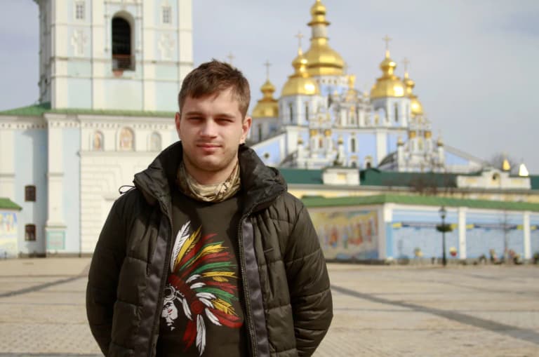 CNN: Rossiya bosib olingan hududlardagi ukrain o‘smirlaridan armiya tuzmoqda