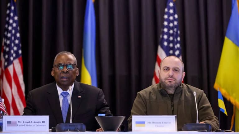 Pentagon rahbari: «Ukraina omon qolishi xavf ostida»