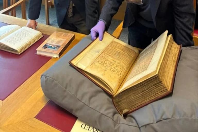 Britaniyada turk tilidagi birinchi Qur’on topildi