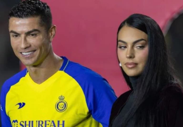 Jorjina Ronaldu qachon futboldan ketishini aytib qo‘ydi