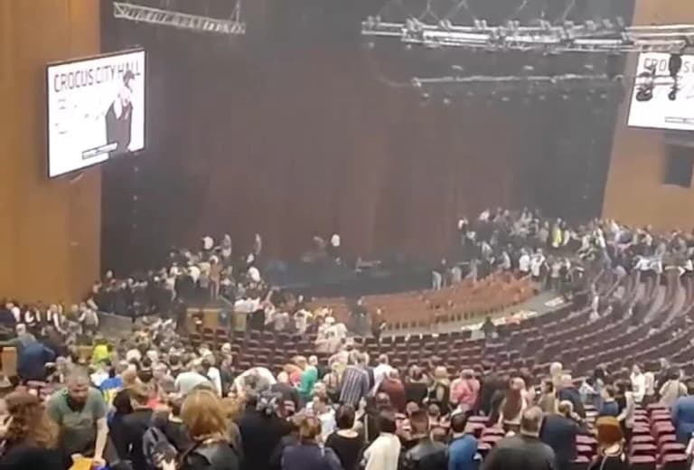 Moskvada — 10 yil ichidagi eng yirik terakt. «Krokus Siti Holl»dagi fojia haqida hozirgacha nimalar ma’lum?