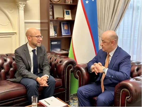Davlat organlari xodimlari uchun Britaniyada malaka oshirish kurslari tashkil etiladi