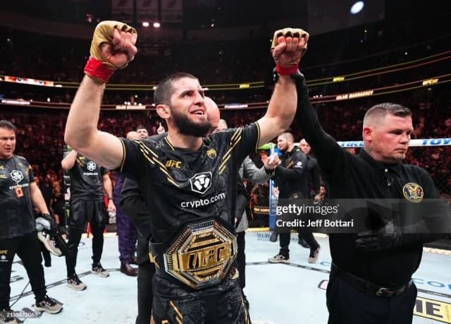 UFC 302 turnirining bonuslari e’lon qilindi