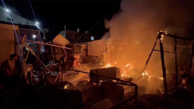 Исроил армияси Ғазодаги шифохона ҳудудига ҳужум қилди