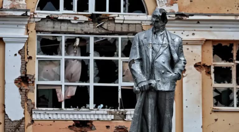 Rossiya Kursk yaqinida UQKga qarshi keng koʻlamli qarshi hujum boshladi